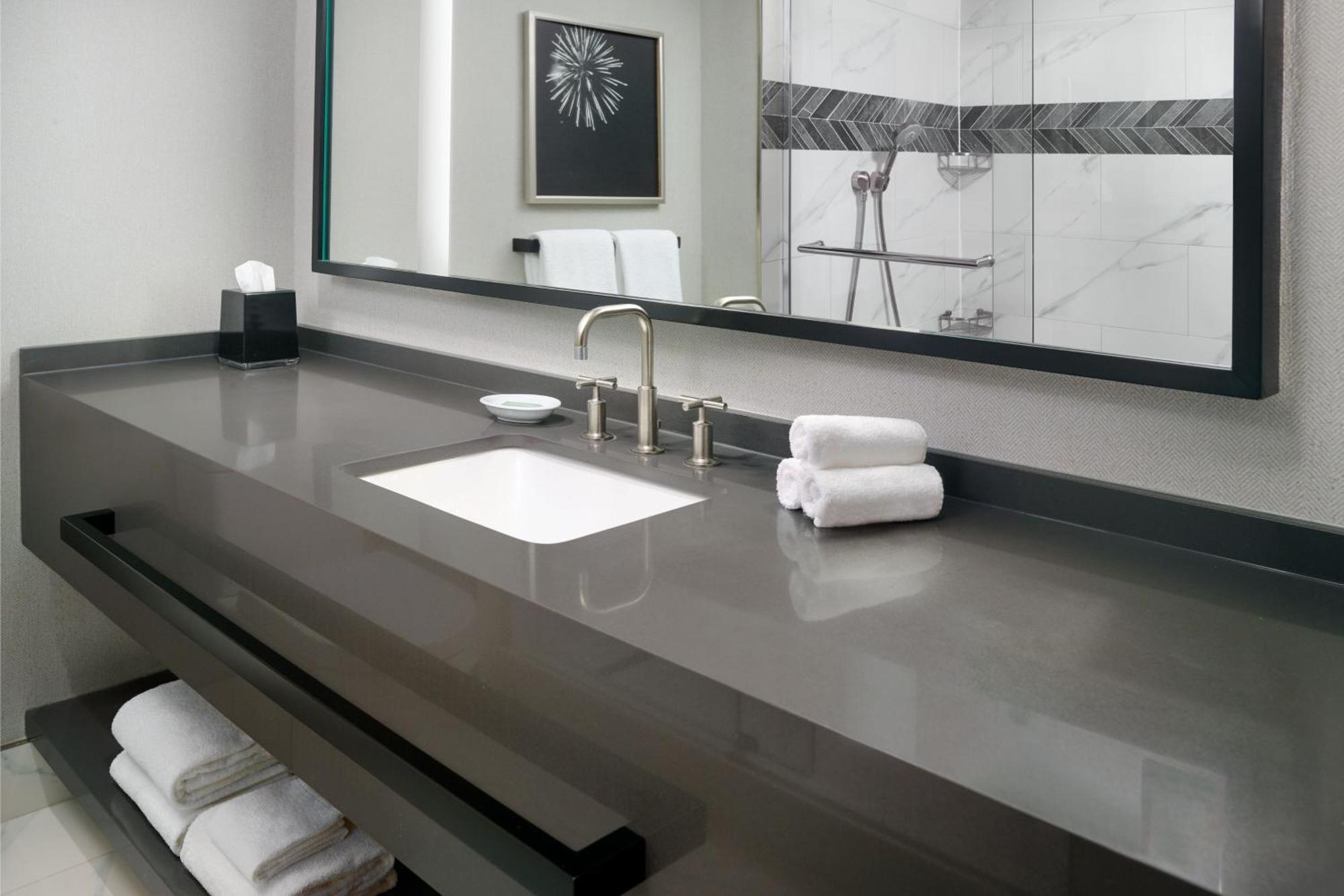 Courtyard Crystal City/reagan National Airport 3* Arlington