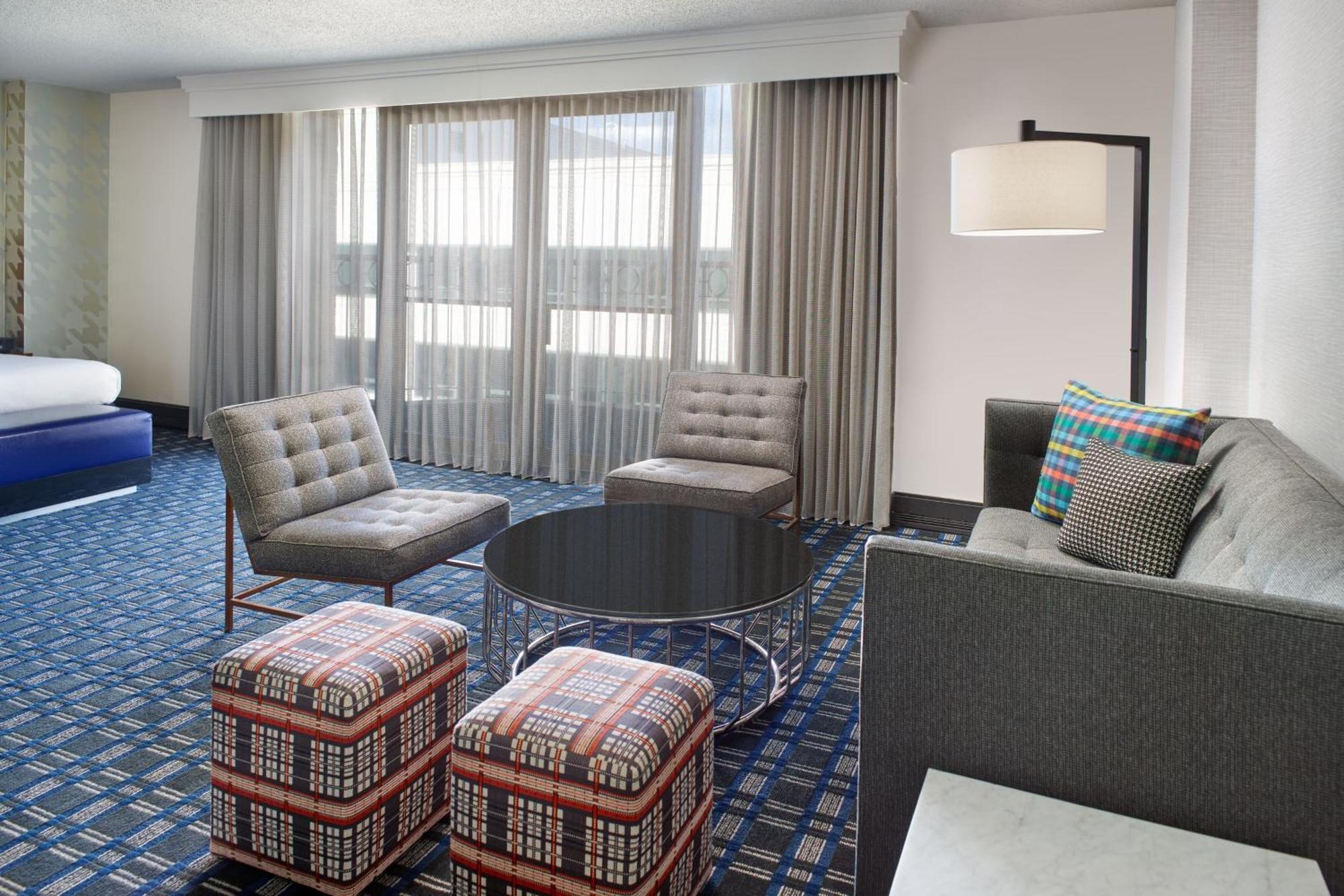 Courtyard Crystal City/reagan National Airport 3*