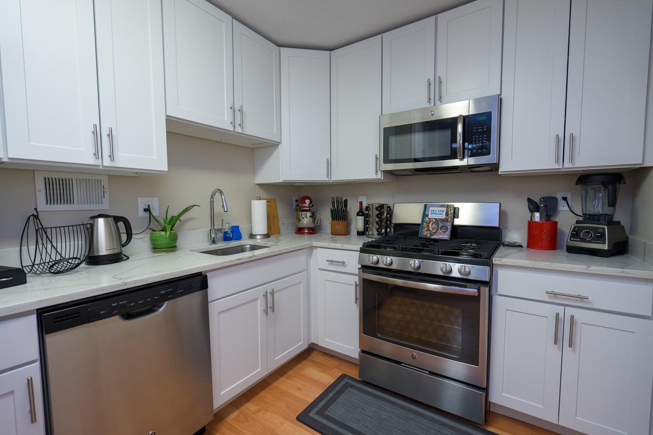 Courtyard Crystal City/reagan National Airport Hotel 3*