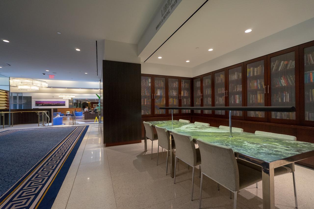 Hotel Courtyard Crystal City/reagan National Airport 3*